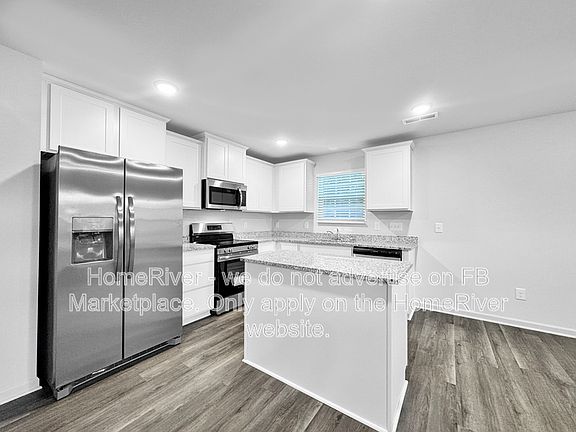 5th image of 3993 Southdale Ave