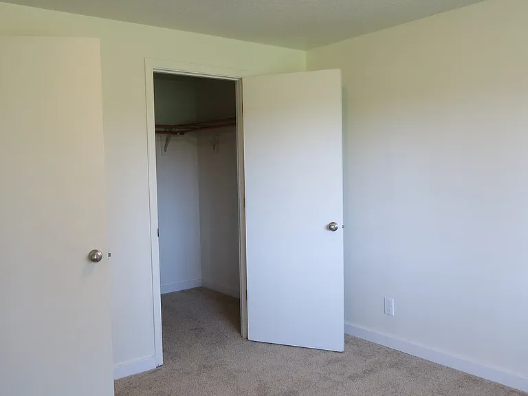 Willow Place — Photo 18