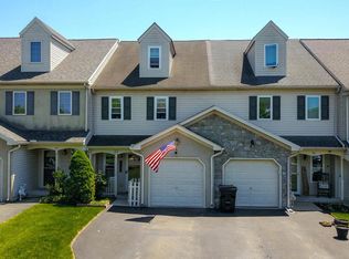37 Grouse Dr, Denver, PA 17517