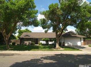 3025 Mammoth Way, Modesto, CA 95355