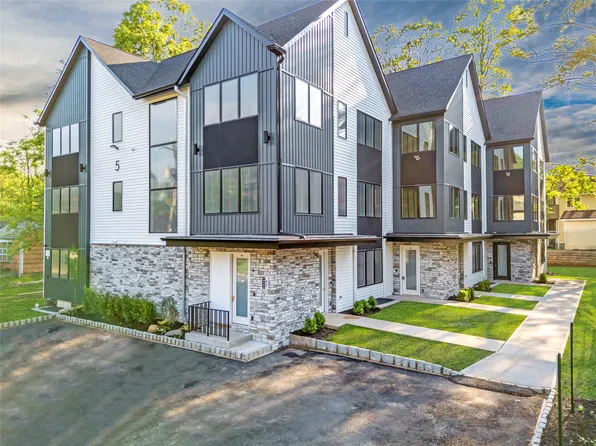 5 Francis Place #214, Monsey, NY 10952