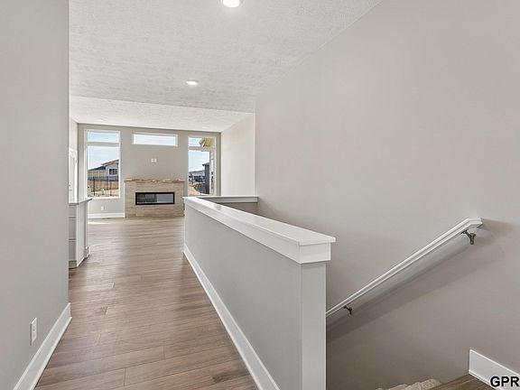4th image of 21109 Jessie Ave