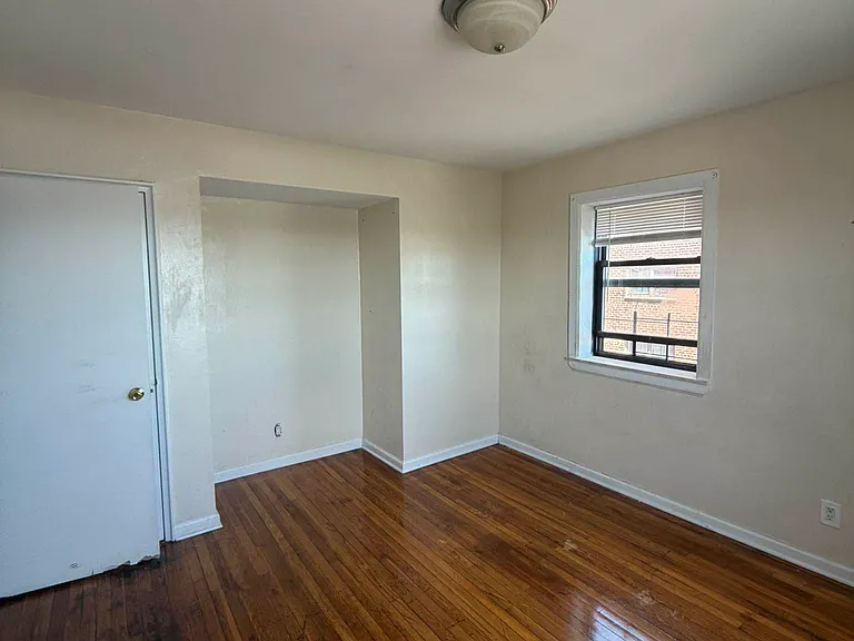 188-30 87th Dr #4K — Photo 7