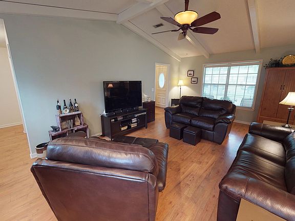 3rd image of 416 Chapelwood Dr