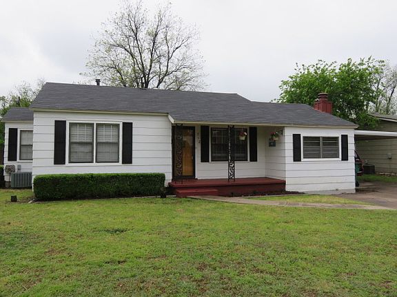 2nd image of 712 Meadow Dr