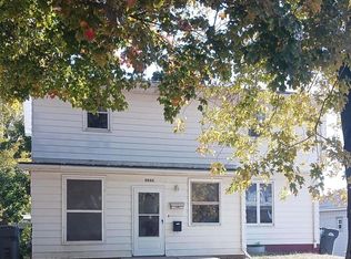 2349 N 5th St, Clinton, IA 52732