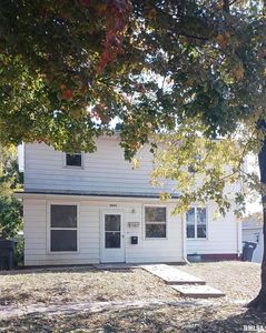 2349 N 5th St, Clinton, IA, 52732