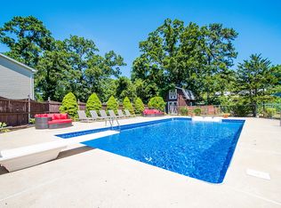 558 Mantoloking Rd, Brick, NJ 08723