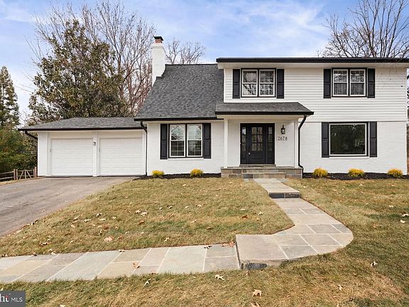 2nd image of 2678 Oakton Glen Dr