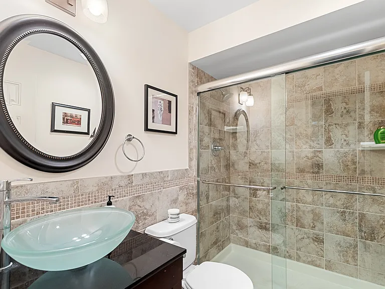 121 Highland Rd — Photo 27
