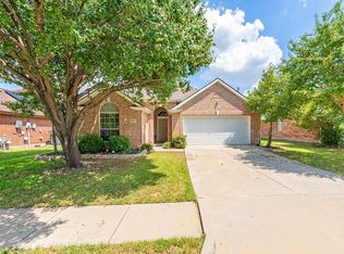 2609 Cowboy Trl, Little Elm, TX 75068