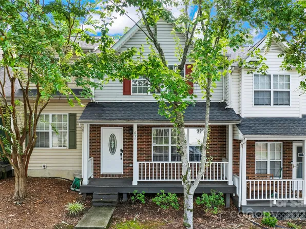 637 Mountainwater Dr, Charlotte, NC 28262