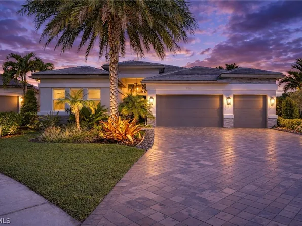 11230 Daphne Ct, Naples, FL 34120