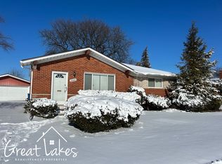 24889 Masch Ave, Warren, MI 48091