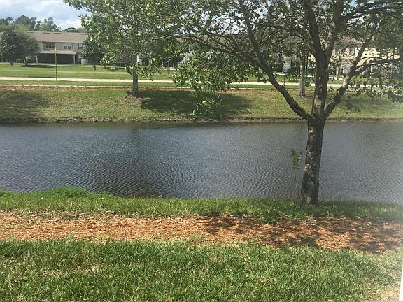 2nd image of 851 S Black Cherry Dr