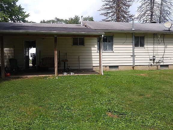 2nd image of 171 Gladys Ave