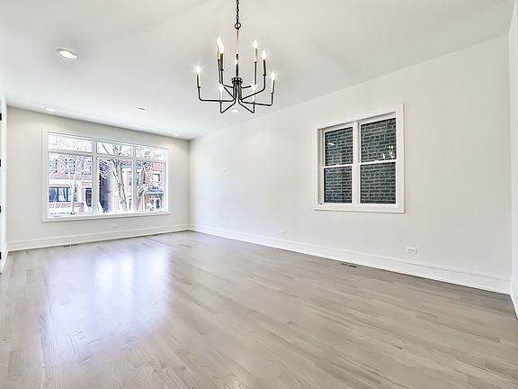 5th image of 3747 N Clifton Ave #1