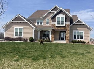 S89W13032 Bonningale Ct, Muskego, WI 53150