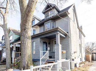 31 Kildonan Rd, Toronto, ON M4E2N5