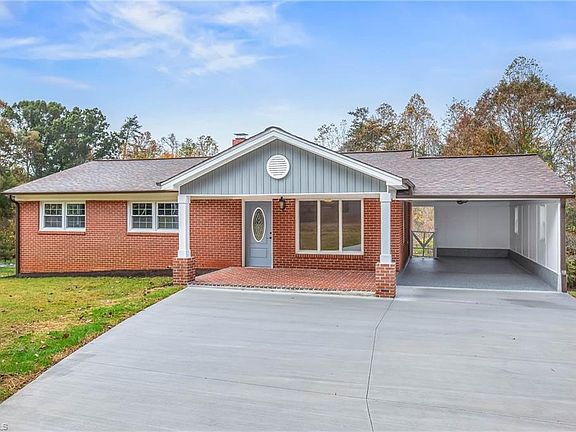 2nd image of 140 Beechwood Cir