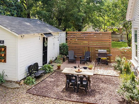 Side deck and garden area