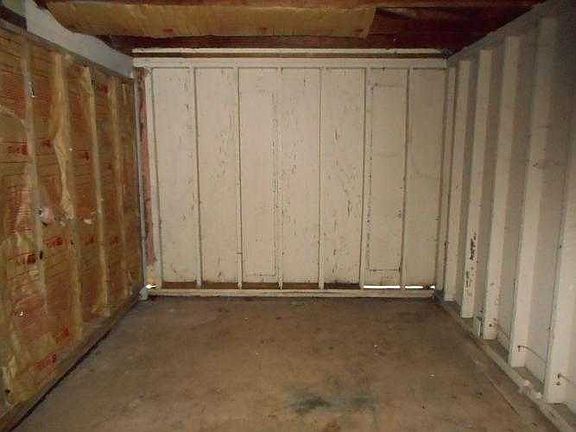 Shop/Garage