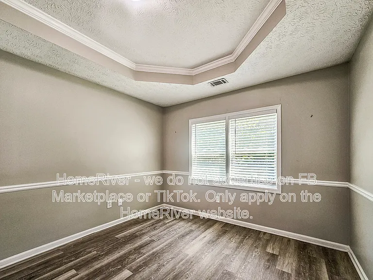 768 Wilkes Dr — Photo 8