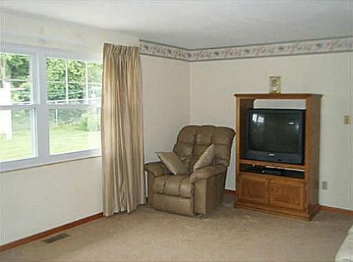 4th image of 3160 Sherwood Park Dr