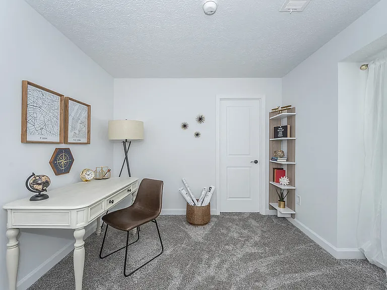 Galbraith Pointe Apartments and Townhomes — Photo 8