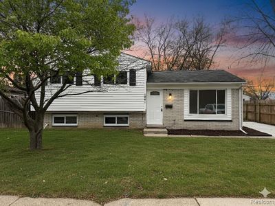 1441 Harry St, Ypsilanti, MI, 48198