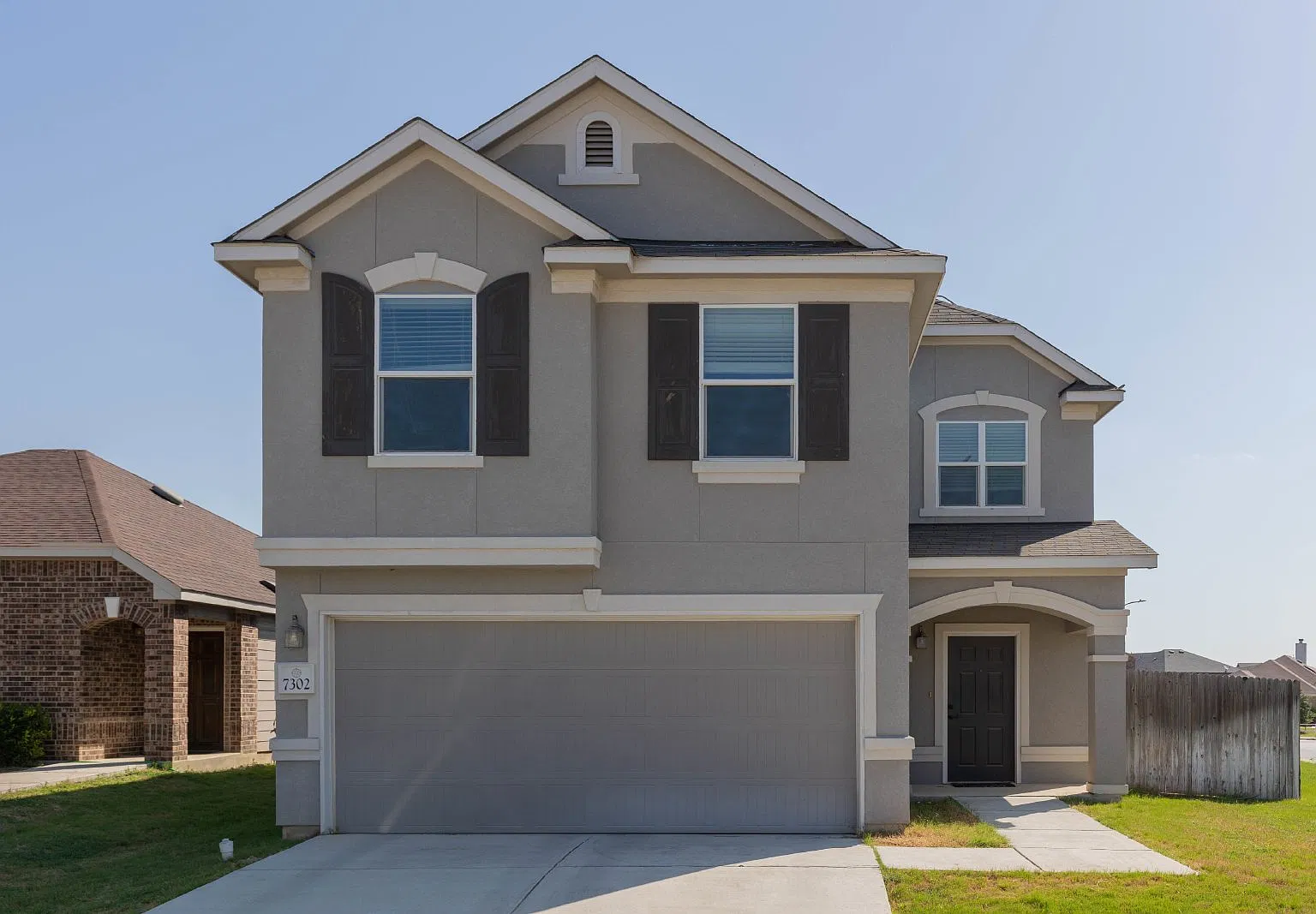 3 bed, 2.5 bath, 1909 sqft, $1,650 — Photo 1