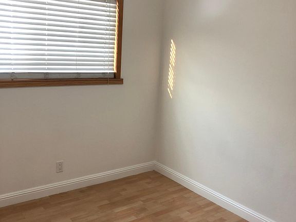 5th image of 3008 Remington Ct
