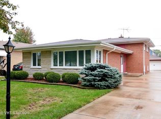 7149 N Ozark Ave, Chicago, IL 60631