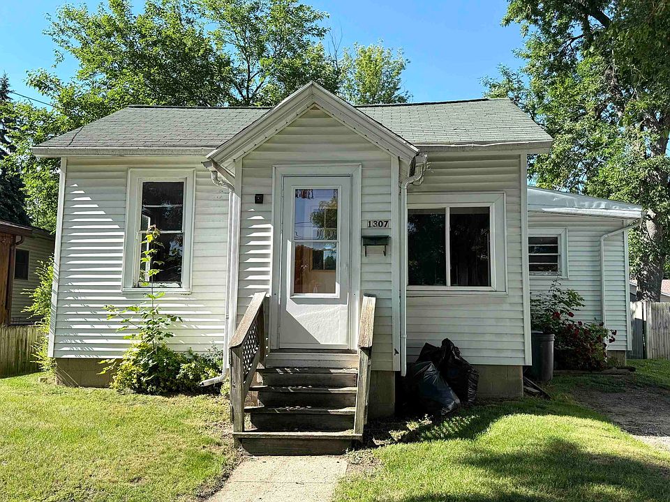 1st image of 1307 Dunbar St