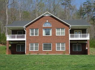 1052 Carson Rd, Pilot Mtn, NC 27041