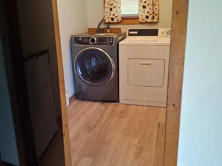 85 Winter Rd — Photo 8