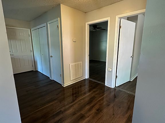 2nd image of 1629 Shelby Dr APT A