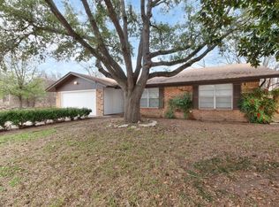 1009 N Vandeveer St, Burnet, TX 78611