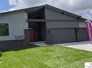 12410 N 161st Ave, Bennington, NE 68007