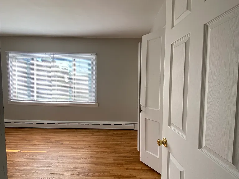 609 Dale St N #1 — Photo 3