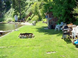 3818 W Pine Bay Way, Loon Lake, WA 99148