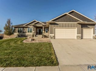 2013 W River Bend St, Brandon, SD 57005