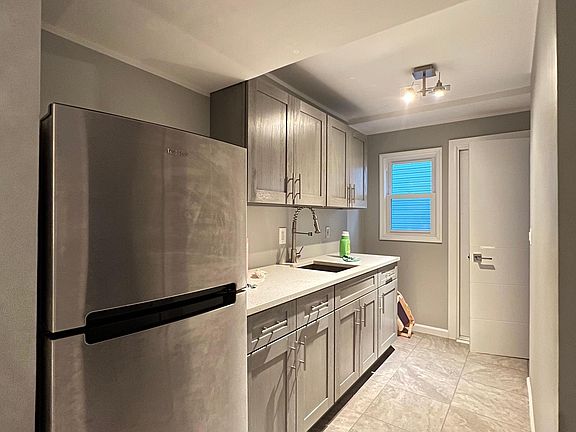 3rd image of 97 Keegans Ln