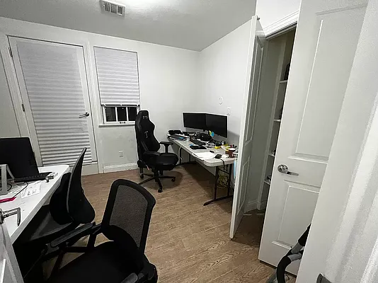 Rented by Urban Pads | media 10