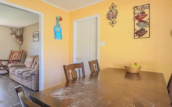 5th image of 436 Boxwood Ct