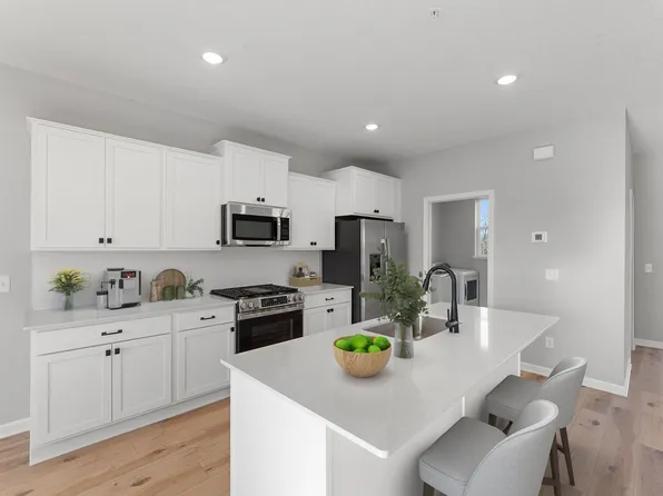 23172 Willow Dr, Rogers, MN 55374