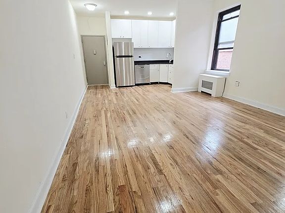 2nd image of 132-24 Maple Ave #204