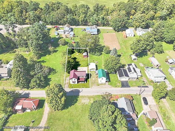 3rd image of 179 Greenwood Rd