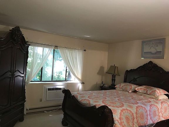 5th image of 97 Richards Ave APT B12