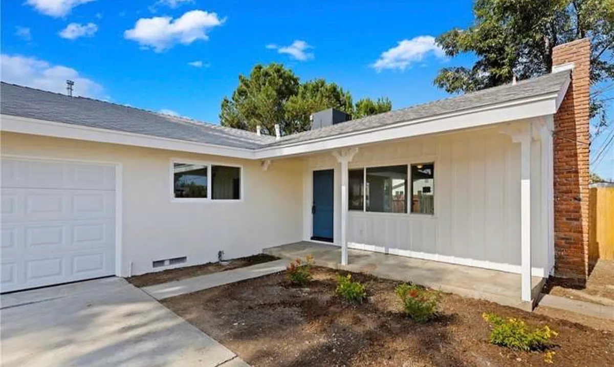 Building Photo - 6427 Juanro Way